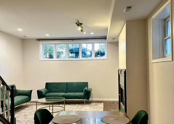 New! Spacious Art Deco Modern 5 Bd/3ba Appartamento Chicago